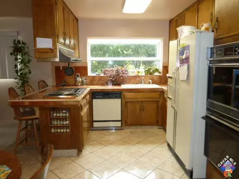 43857 Cedar Ave, Lancaster, CA 93534 photo 3
