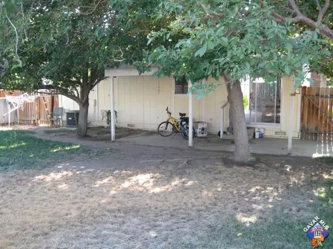 43625 Poplar Ct, Lancaster, CA 93535 photo 1