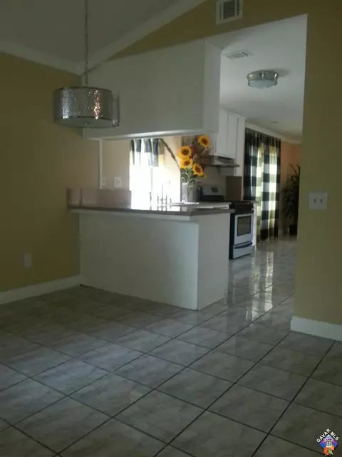 43643 30th St, Lancaster, CA 93535 photo 6