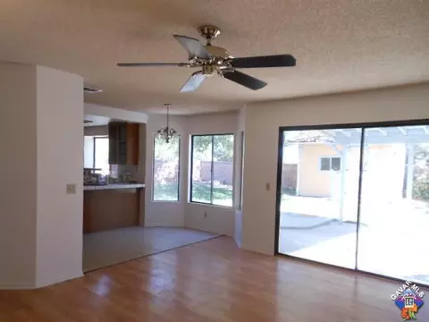 2547 Macfarlane Dr, Lancaster, CA 93536 photo 8