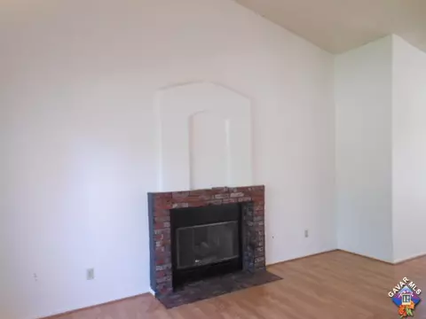 2547 Macfarlane Dr, Lancaster, CA 93536 photo 6