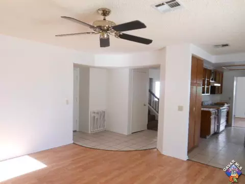 2547 Macfarlane Dr, Lancaster, CA 93536 photo 9