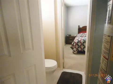 615 Oldfield St E, Lancaster, CA 93535 photo 4