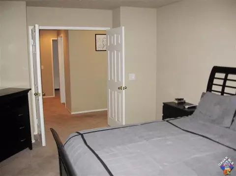 3634 E Jackson Ct, Lancaster, CA 93535 photo 8