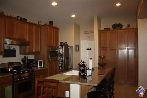 1180 Erwin Dr, Palmdale, CA 93551 photo 5