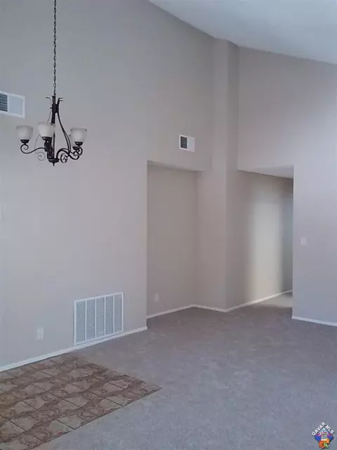 2557 Orchid Tree Dr, Palmdale, CA 93550 photo 7