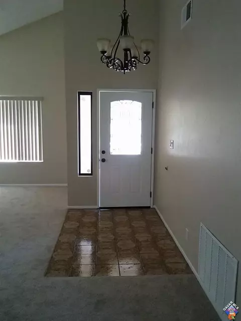 2557 Orchid Tree Dr, Palmdale, CA 93550 photo 6