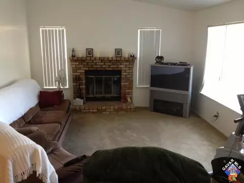 42827 Fenner Ave, Lancaster, CA 93536 photo 6