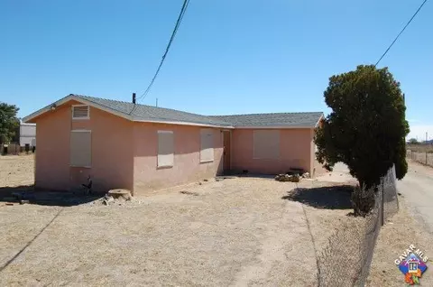 37754 5th St, Palmdale, CA 93550 photo 1