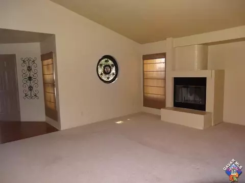 3655 Marilynn St, Lancaster, CA 93536 photo 2