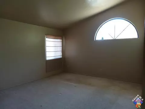 3655 Marilynn St, Lancaster, CA 93536 photo 3