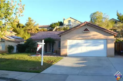 3156 Quarry Rd, Palmdale, CA 93550 photo 2