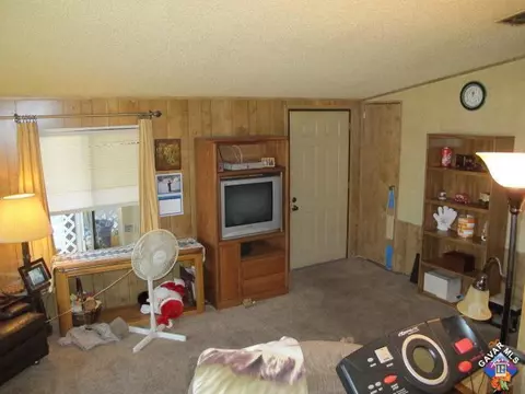 10200 Johnson Rd, Phelan, CA 92371 photo 6