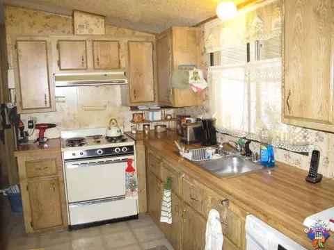 10200 Johnson Rd, Phelan, CA 92371 photo 12