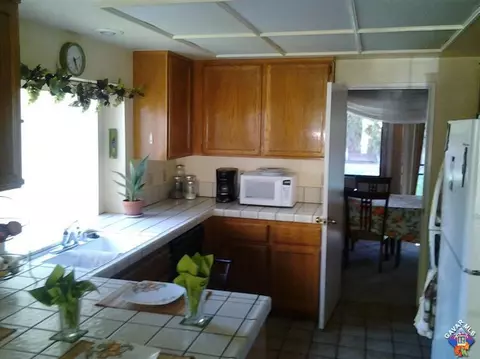 44221 Halcom Ave, Lancaster, CA 93536 photo 5