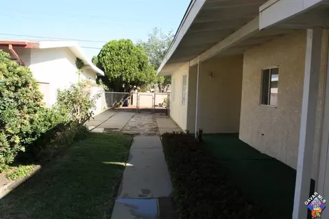 38975 Juniper Tree Rd, Palmdale, CA 93551 photo 4