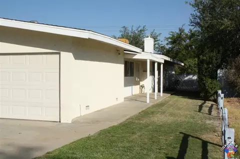 38975 Juniper Tree Rd, Palmdale, CA 93551 photo 2