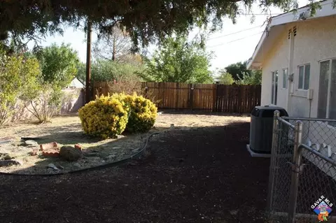 38975 Juniper Tree Rd, Palmdale, CA 93551 photo 6