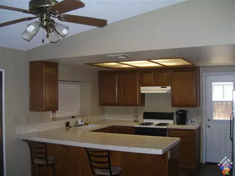 1147 Avenue K6 E, Lancaster, CA 93535 photo 6