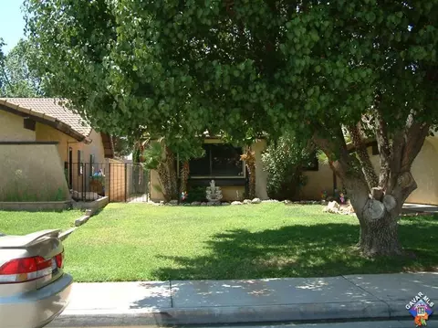 44637 13th St, Lancaster, CA 93535 photo 1