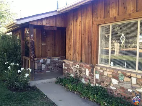 37815 5th St E, Palmdale, CA 93550 photo 4