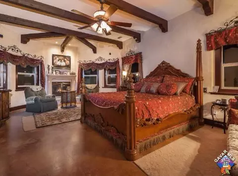 568 Lago Lindo Rd E, Palmdale, CA 93550 photo 11