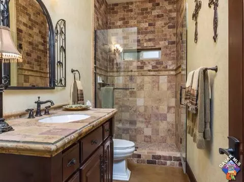 568 Lago Lindo Rd E, Palmdale, CA 93550 photo 26