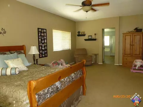 36725 Windtree Cir, Palmdale, CA 93550 photo 8