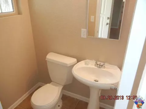 44114 2nd St, Lancaster, CA 93535 photo 5