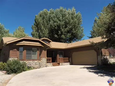29319 Fawn Way, Tehachapi, CA 93561 photo 3
