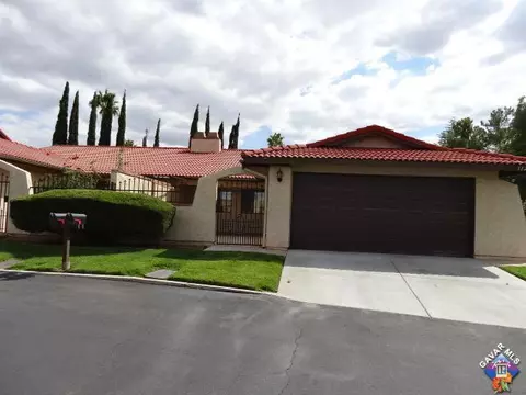 1124 E Avenue J12, Lancaster, CA 93535 photo 1