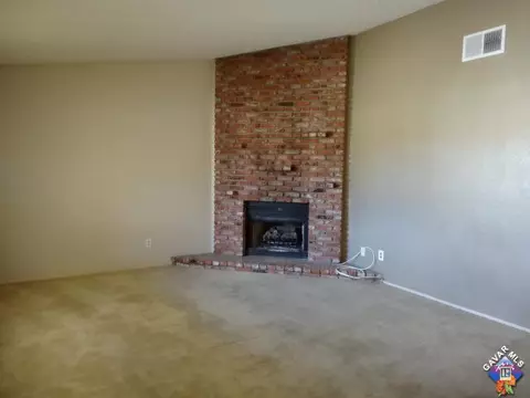 1124 E Avenue J12, Lancaster, CA 93535 photo 5