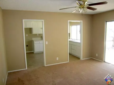 38705 156th St E, Palmdale, CA 93591 photo 7