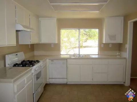 38705 156th St E, Palmdale, CA 93591 photo 9