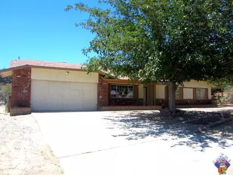 38705 156th St E, Palmdale, CA 93591 photo 1