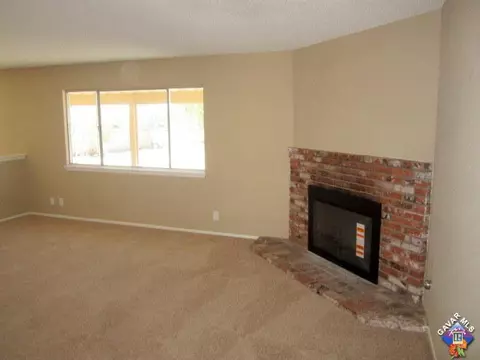 38705 156th St E, Palmdale, CA 93591 photo 4