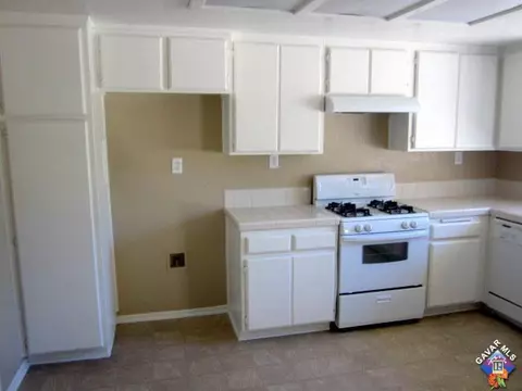 38705 156th St E, Palmdale, CA 93591 photo 8