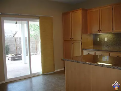 43137 Yaffa St, Lancaster, CA 93535 photo 5