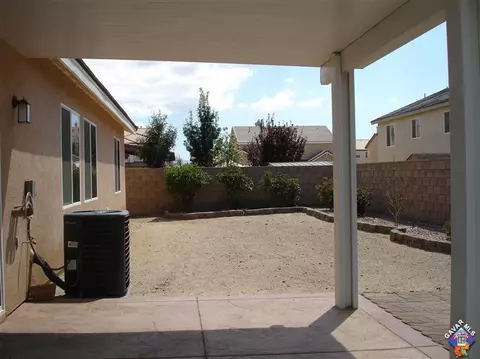 43137 Yaffa St, Lancaster, CA 93535 photo 10
