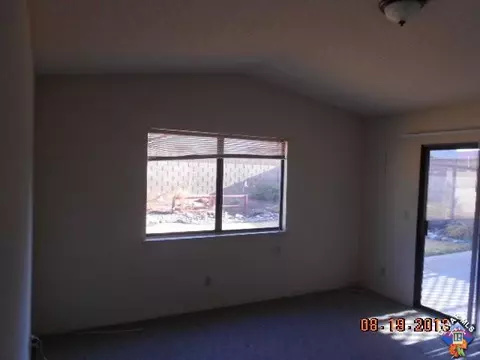 1858 Nessa Dr, Lancaster, CA 93535 photo 4