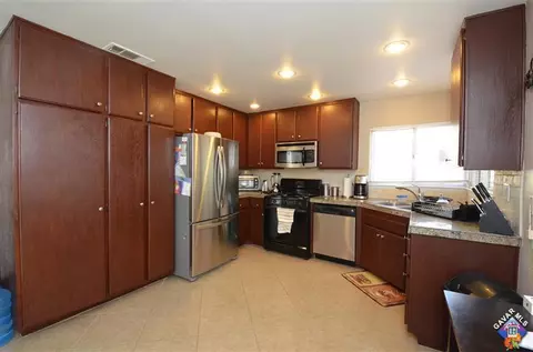 1702 Avenue R3 E, Palmdale, CA 93550 photo 4