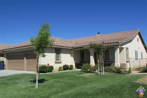 6303 Starview Dr, Lancaster, CA 93536 photo 1