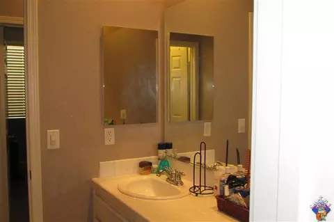6303 Starview Dr, Lancaster, CA 93536 photo 44