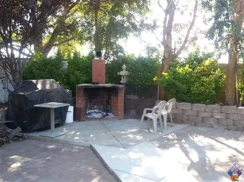 44029 E 11th St, Lancaster, CA 93535 photo 3
