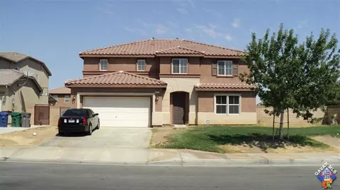 4551 Parton Ct, Lancaster, CA 93536 photo 2
