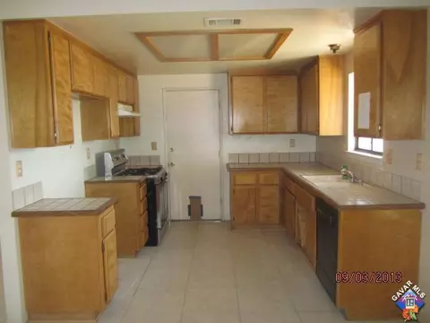40902 E 163rd St, Lancaster, CA 93535 photo 3