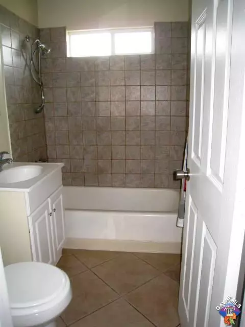 38709 31st St, Palmdale, CA 93550 photo 3