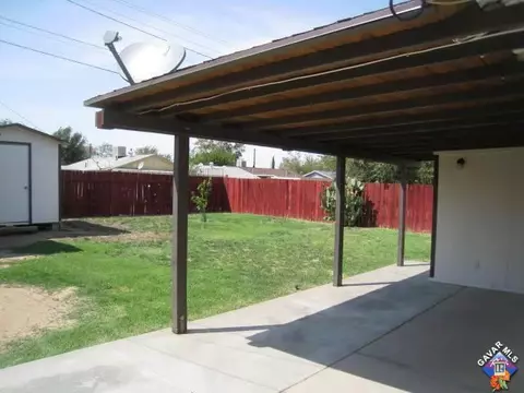 38709 31st St, Palmdale, CA 93550 photo 4