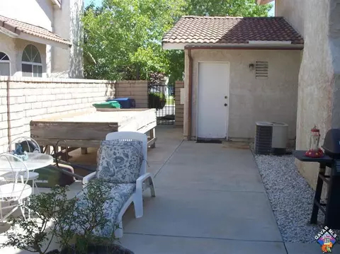 39721 Dover Dr, Palmdale, CA 93551 photo 32