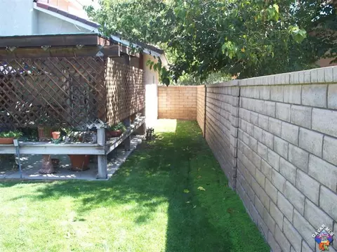 39721 Dover Dr, Palmdale, CA 93551 photo 30